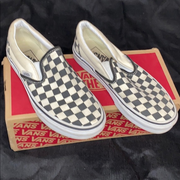 Vans slip-on checkerboard skate shoes - Picture 2 of 5